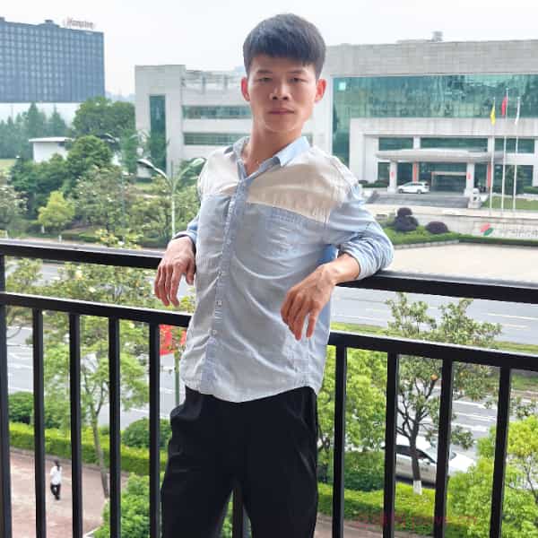 29岁岁湖南单身帅哥 - 无锡吉缘网
